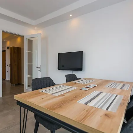 Seaside Apartmán *